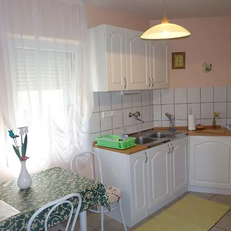 In - Balaton 40755 *