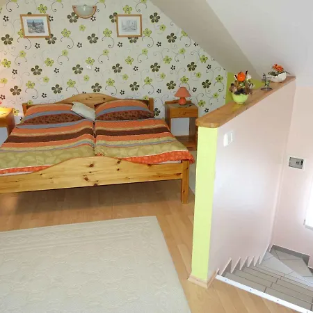 In - Balaton 40755 بيت للعطل Gyenesdiás