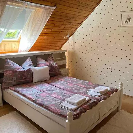 In - Balaton 40755 Nyaraló