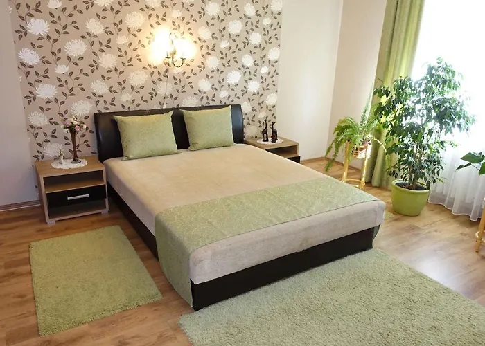 In - Balaton 40755 Gyenesdias